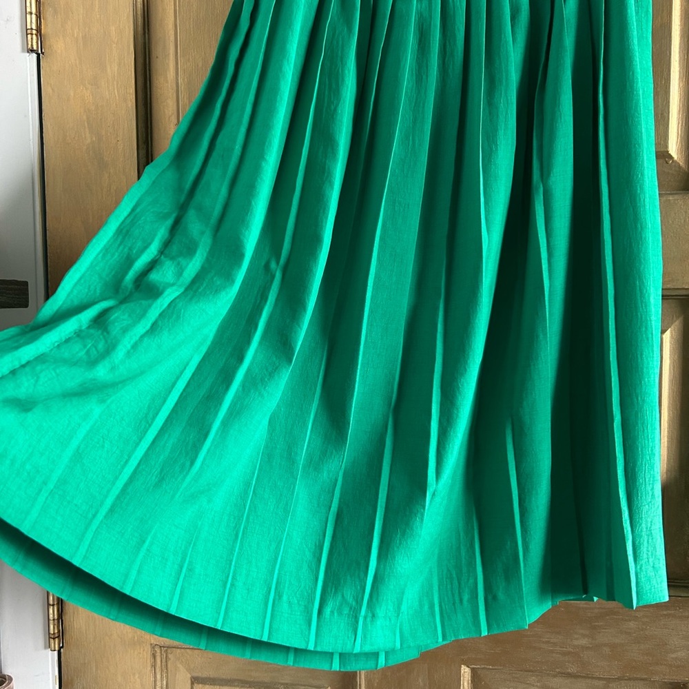 Vintage midi length pleated skirt - Picture 2 of 4